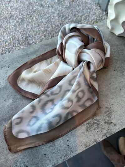 Scarf Jackie brun