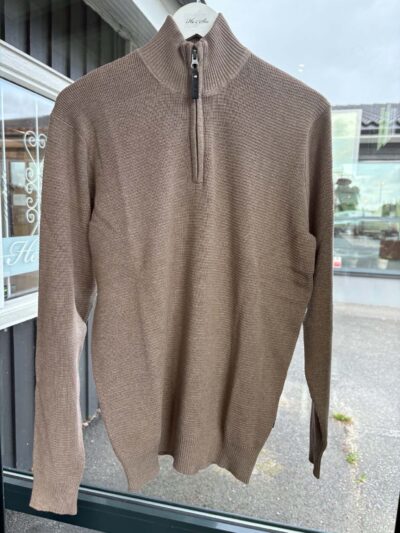 Cooper Half Zip